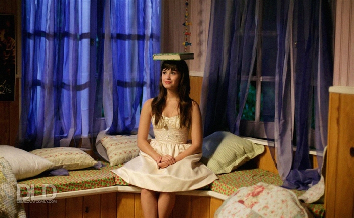 029 - Princess Protection Program 2009 Stills