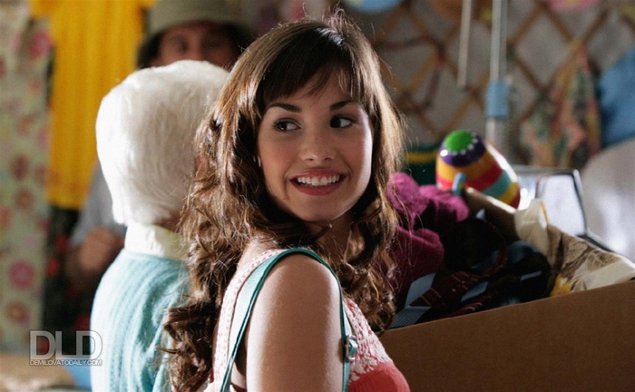 033 - Princess Protection Program 2009 Stills