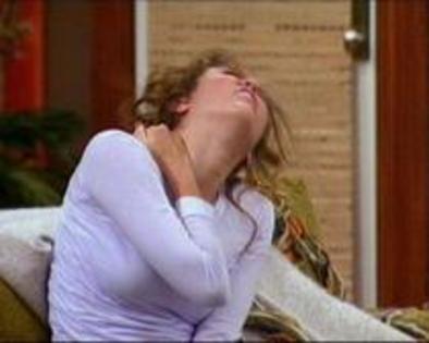 17545722_QCOMQTKEW - Miley Cyrus