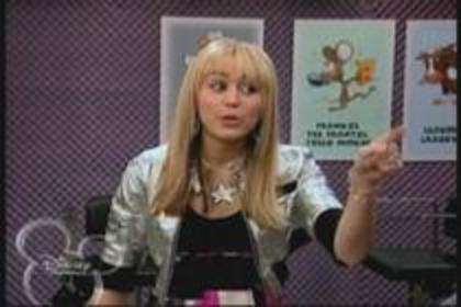 17176575_GECRXHYAM - Miley Cyrus