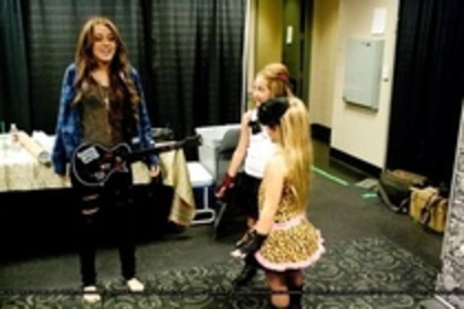 17176491_WEZBELESM - Miley Cyrus