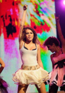 17176447_OIHKQEZJI - Miley Cyrus