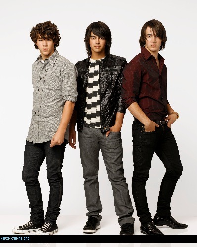 jonas brothers - postere demi lovato si camp rock
