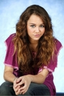 20083785_ICWETJDRH - 0-poze cu miley cyrus10