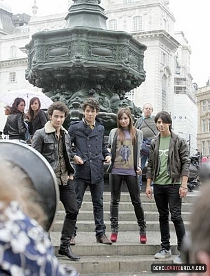 normal_017 - SEPTEMBER 9TH - With the Jonas Brothers Filming a Photoshoot in UK