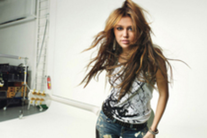Milly ciufulita - Hannah Montana sedinta photo 1
