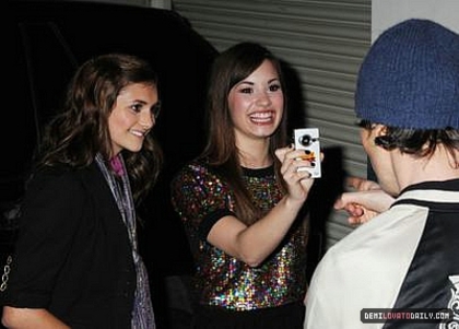 normal_009 - SEPTEMBER 9TH - Outside her London Hotel with Alyson Stoner