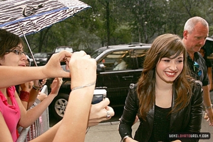 009 - AUGUST 12TH - Arriving At The Hotel In New York City