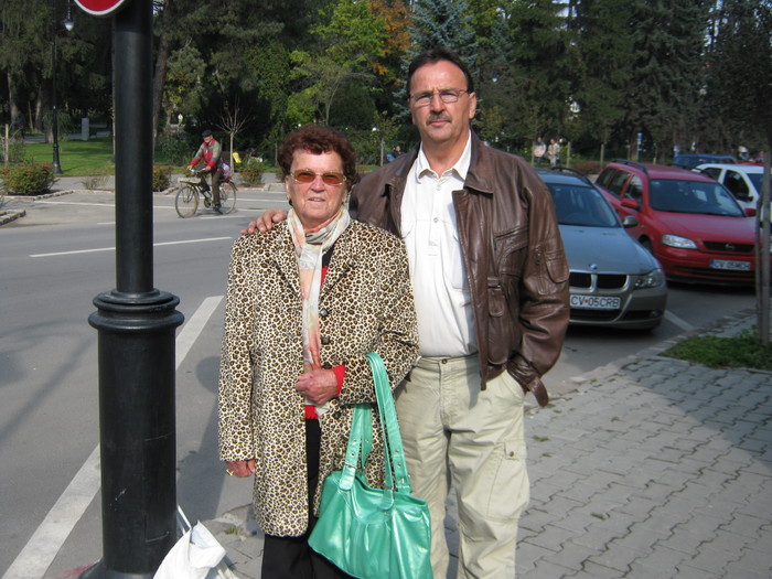 in Romania cu mama