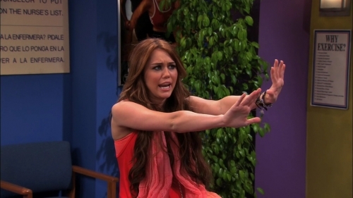 normal_4x03_mkv_000507132 - poze hanah montana forever