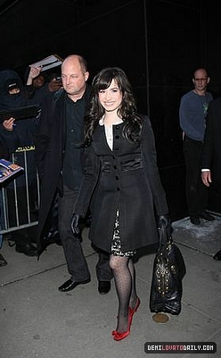 normal_012 - JANUARY 29TH - Arriving and leaving the ABC Studios