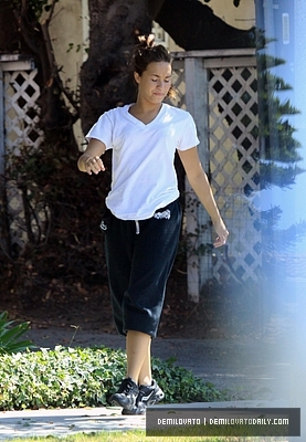 normal_004 - JULY 19TH - Jogging with a trainer in Studio City