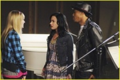 23047712_NICUXGYQI - 0-camp rock 2