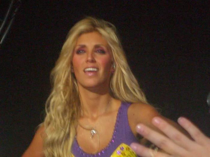 ATgAAAAfFbkz5bNiC5Of1kvYxU37bHae-Pv