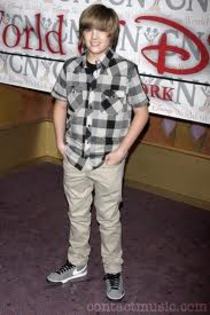 images (8) - Dylan Sprouse