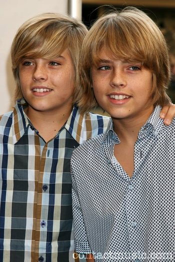 dylan_sprouse_2007065 - Cole and Dylan Sprouse
