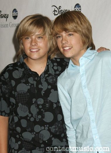 dylan_sprouse_1980681 - Cole and Dylan Sprouse