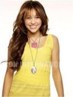 20084901_XXWPLRDMV - 0-poze cu miley cyrus34