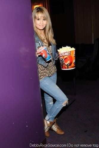 DRSMovie_42 - DEBBY RYAN