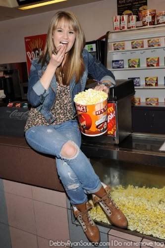 DRSMovie_50 - DEBBY RYAN