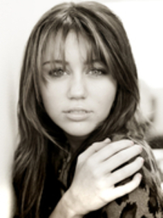 20084952_VCJMXCJGU - 0-poze cu miley cyrus37