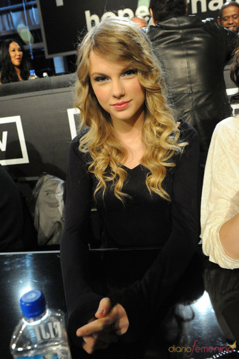 taylor_swift_1284638281