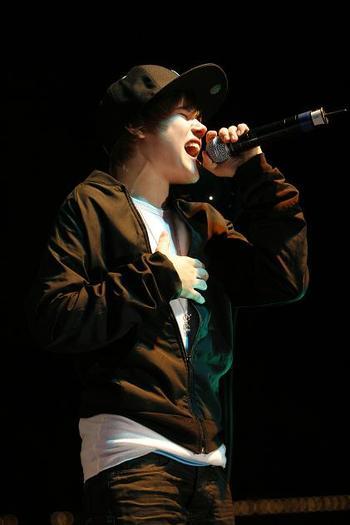 fygthu - justin bieber