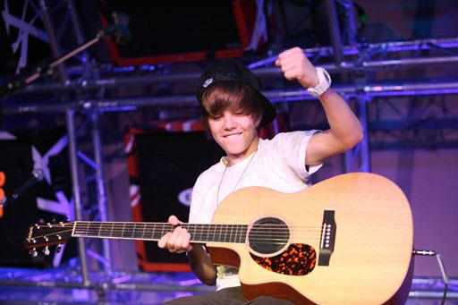 i4343r - justin bieber