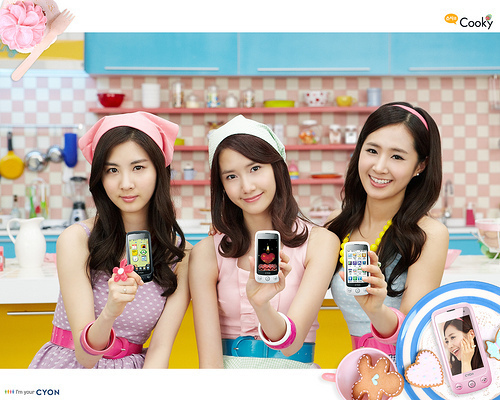 SNSD-LG-Cyon-Cooky-girls-generation-snsd-13334703-500-400