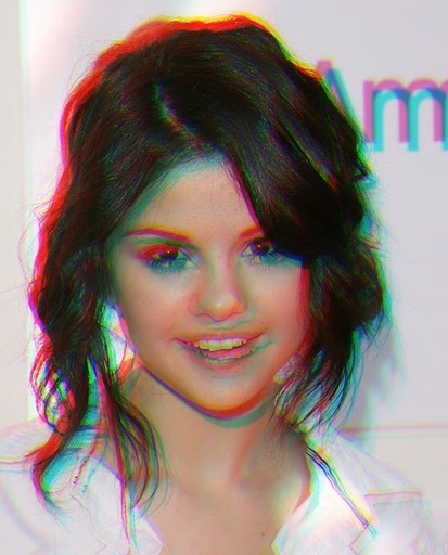 21082753_VNKFPGWOT - selena gomez