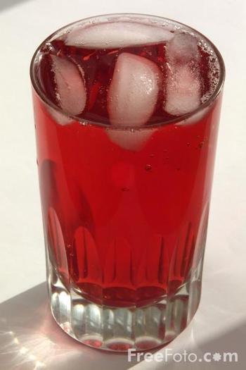 09_14_53---Cranberry-Juice_web