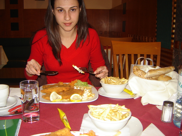 o portie imensa de schnitzel - vacanta la VIENA