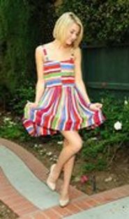 23275214_LLLGNLTNK - 0-chelsea staub