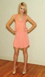 23275216_QXIUZVLKH - 0-chelsea staub