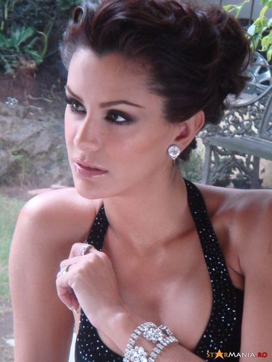 1df3ea386e6317f8d5846df3c14f1a8a-ninel-conde_13