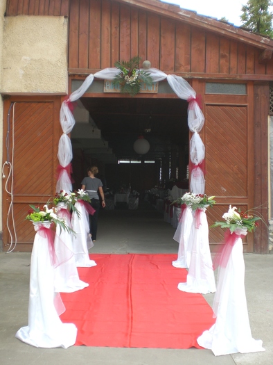 arcada din voal - w Aranjamente nunta in Savarsin