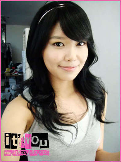 Soo-Young-girls-generation-snsd-7422090-400-534