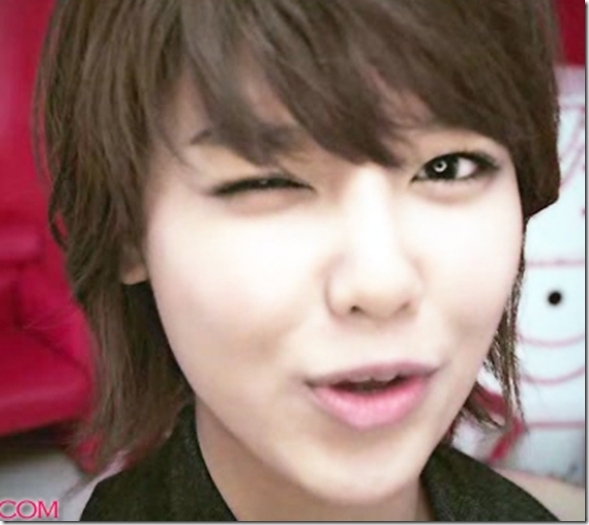 Soo-Young-girls-generation-snsd-7422097-590-526