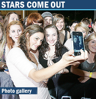 STARS-COME-OUT - XxXxPhoebe Tonkin Inconjurata De Fani