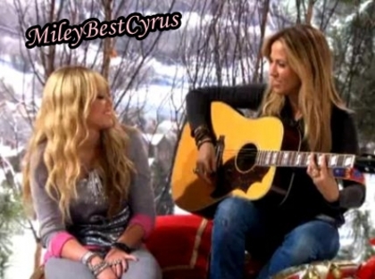  - x Hannah Montana  Season 4 - On The Set 2010