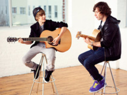 12701746_JONTVKRJC - me AND justin bieber