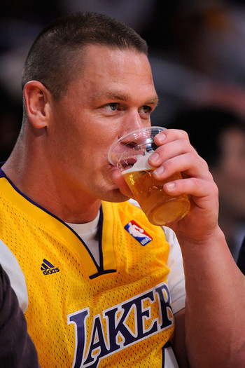 DOQIAEOUFTKDJUKRIYA - poze cu john cena