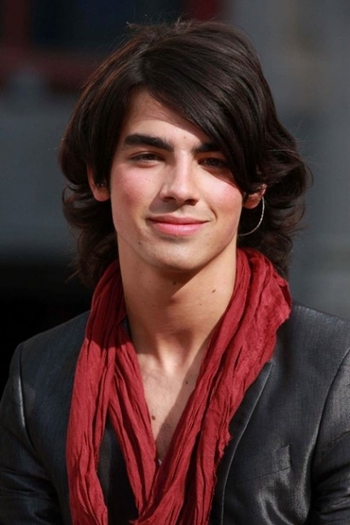 joe-jonas-kingdom1 - poze Joe Jonas