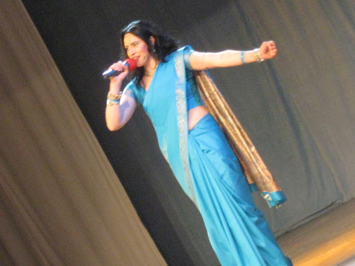 Ionela-Celebrate-India[1]