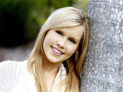 6f14d57b64_61863119_o2 - poze Claire Holt