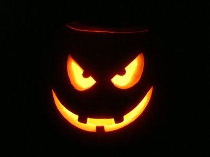 Halloween_pumkin[1] - tema 2 pt starsschool- poze halloween