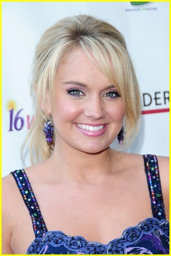 tiffany-thornton-nashville-songs-05 - poze Tiffany Thornton