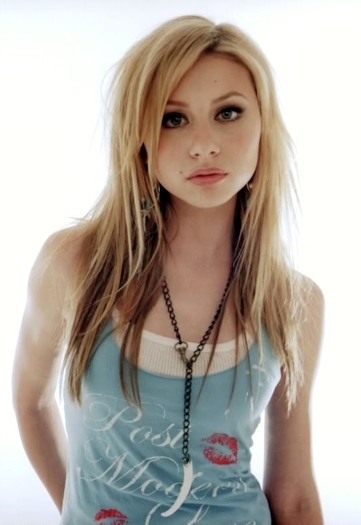 10661957_WETIUQCVN - Aly si Aj