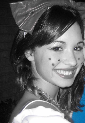 IZBPITQXHLZNQCOTQZH - Demi Lovato