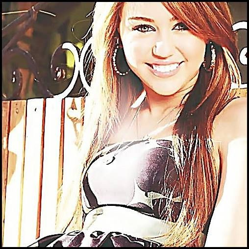 3-glitery_pl-paulaangel-0-3262 - Toate pozele mele cu Miley Cyrus